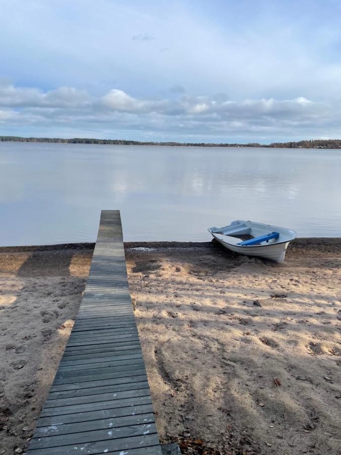 Two Small Guest Houses By Lake Rent Out As One Hjo Exteriör bild